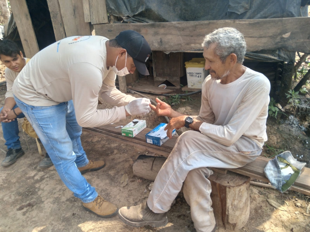 Cooperativa de garimpeiros promove a��o de preven��o � mal�ria