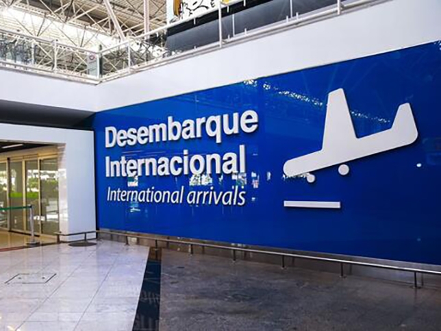 ANVISA amplia para 10 n�mero de pa�ses africanos com entrada restrita no Brasil 