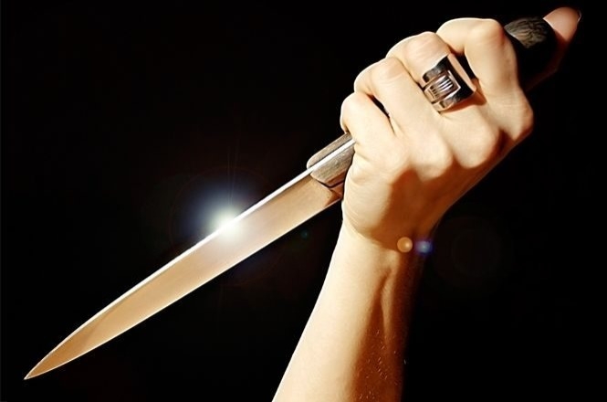 Mulher bebe demais na v�spera do natal e mata padrasto a facadas