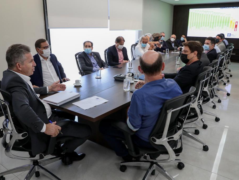 Governador vai encaminhar proposta ao Confaz para manter congelamento de ICMS