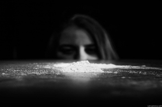 Estado deve assegurar interna��o a mulheres com depend�ncia qu�mica em ju�na