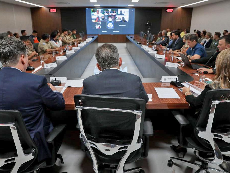 Governo pro�be uso do fogo a partir de 1� de julho; investimentos em combate aos inc�ndios e desmate ilegal somam R$ 60 milh�es 
