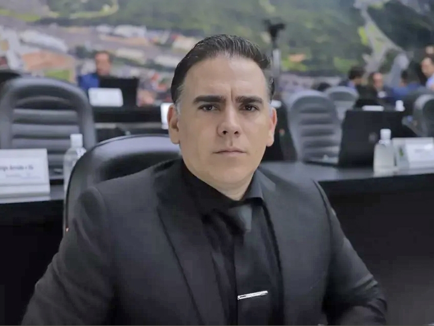 Vereador e tenente coronel de Cuiab� atira e mata agente penitenci�rio