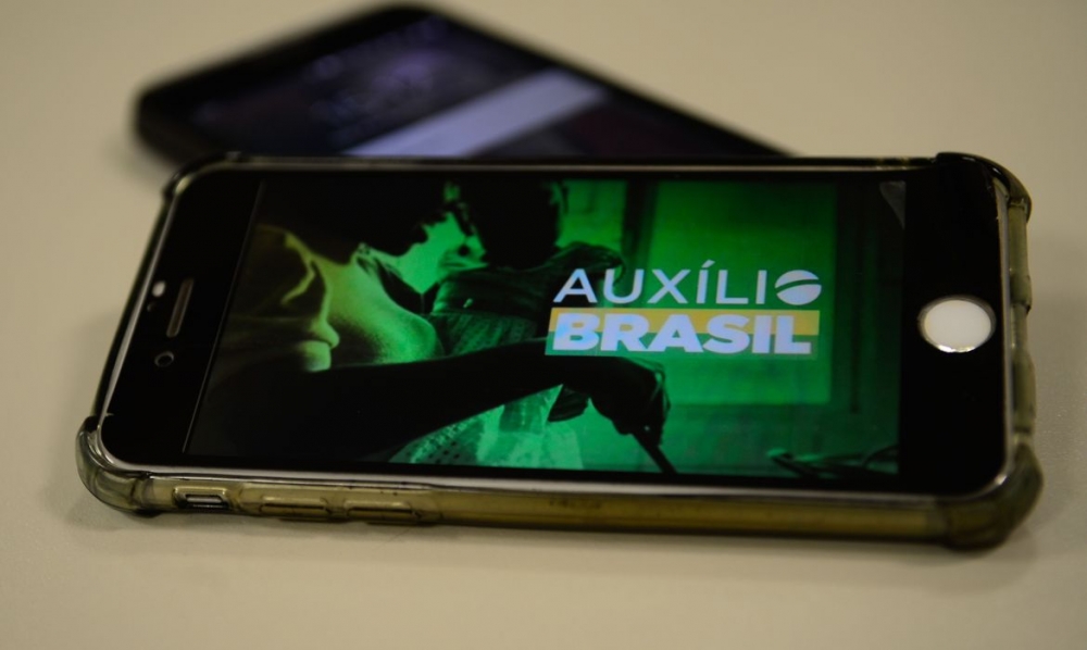 Caixa paga Aux�lio Brasil a benefici�rios com NIS de final 5