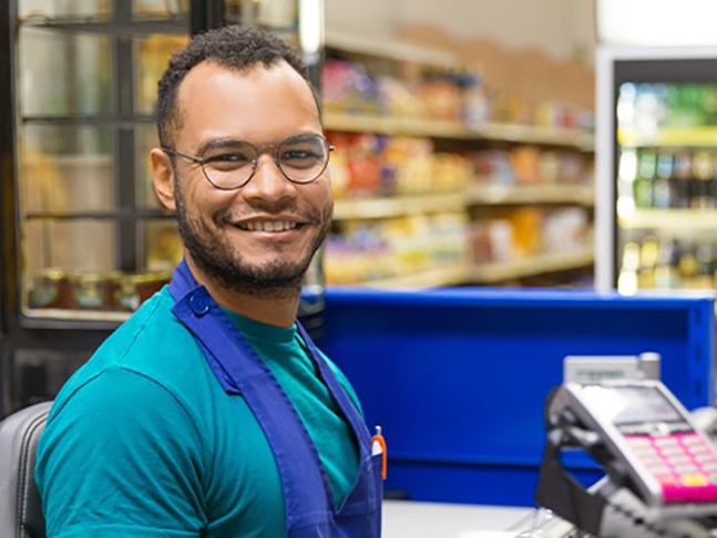 Setor de servi�os contribui com 40% na gera��o de empregos em MT no primeiro semestre