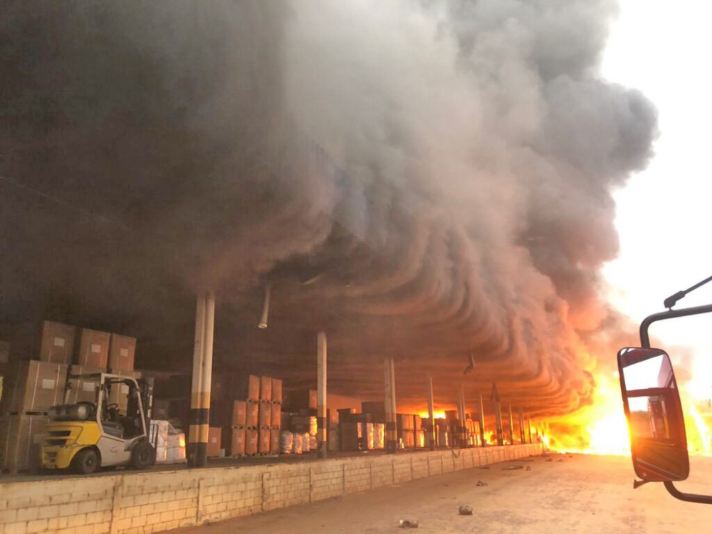 Bombeiros e moradores s�o atendidos na UPA ap�s inc�ndio com produtos qu�micos em Sorriso