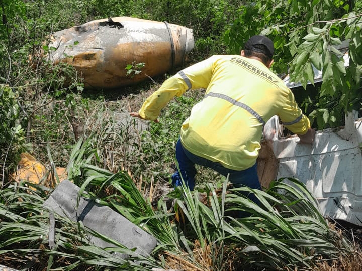 Dois mortos e um ferido em acidente na estrada da Guia, em Cuiab�