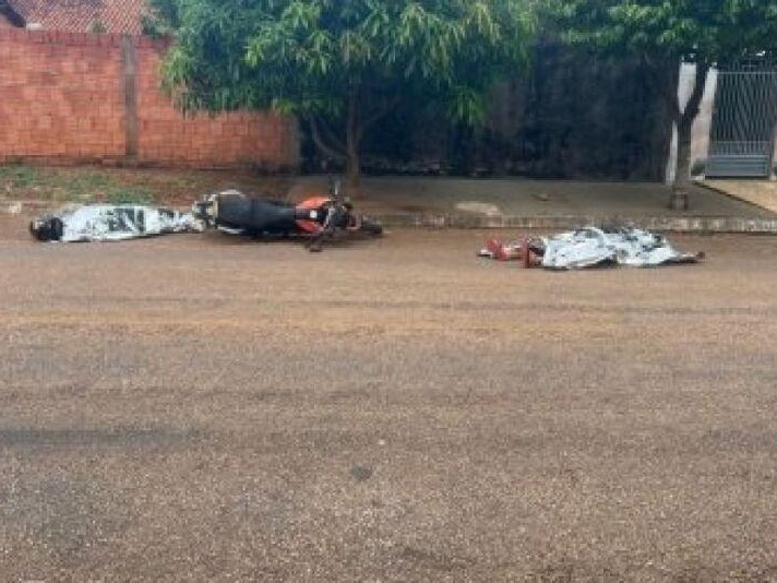 Dupla � executada a tiros em via p�blica de Mato Grosso