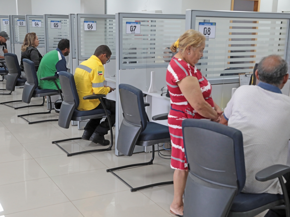 D�bitos antigos devem ser quitados para obter licenciamento de ve�culos