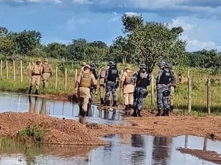 Mais dois criminosos morrem em confronto com as for�as de seguran�a nesta ter�a-feira