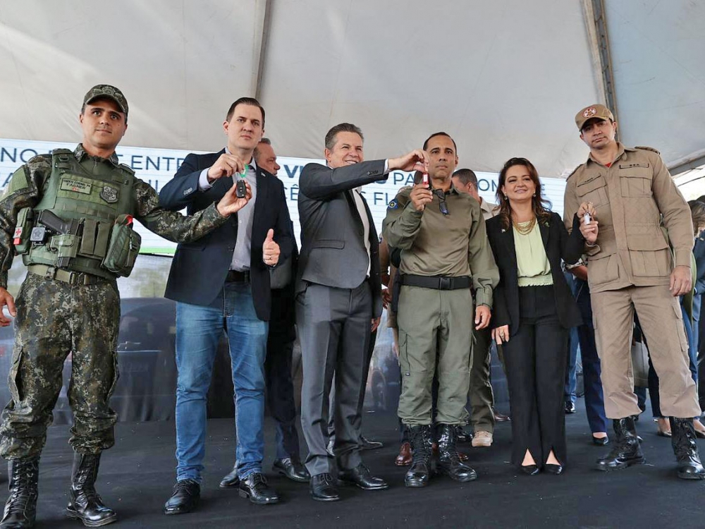 Governo entrega 110 ve�culos e anuncia investimento de R$ 77,4 milh�es contra inc�ndios e desmatamento ilegal passado