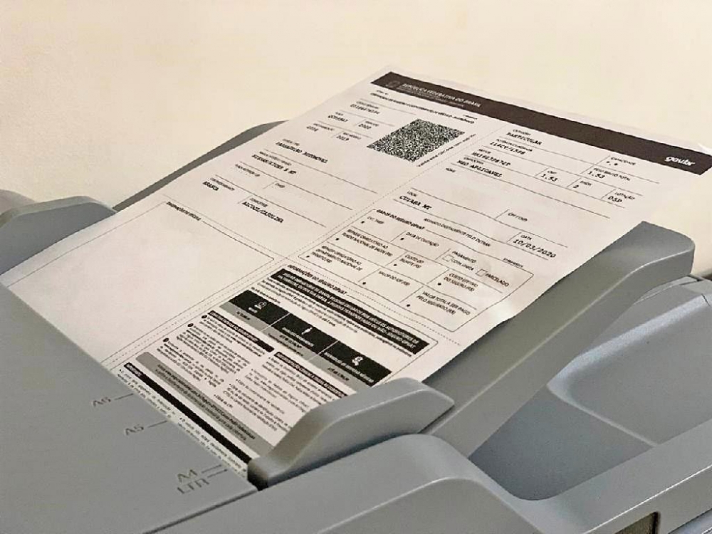 Licenciamento de ve�culos com placas final 1, 2 e 3 deve ser pago at� 31 de mar�o