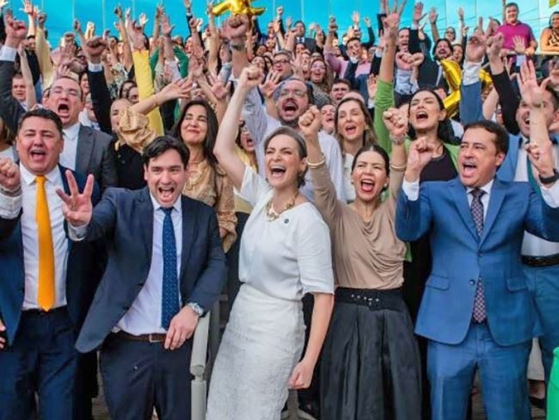 X�nia Guerra protocola chapa na OAB com foco na defesa das mulheres, integra��o da capital com interior e valoriza��o da advocacia