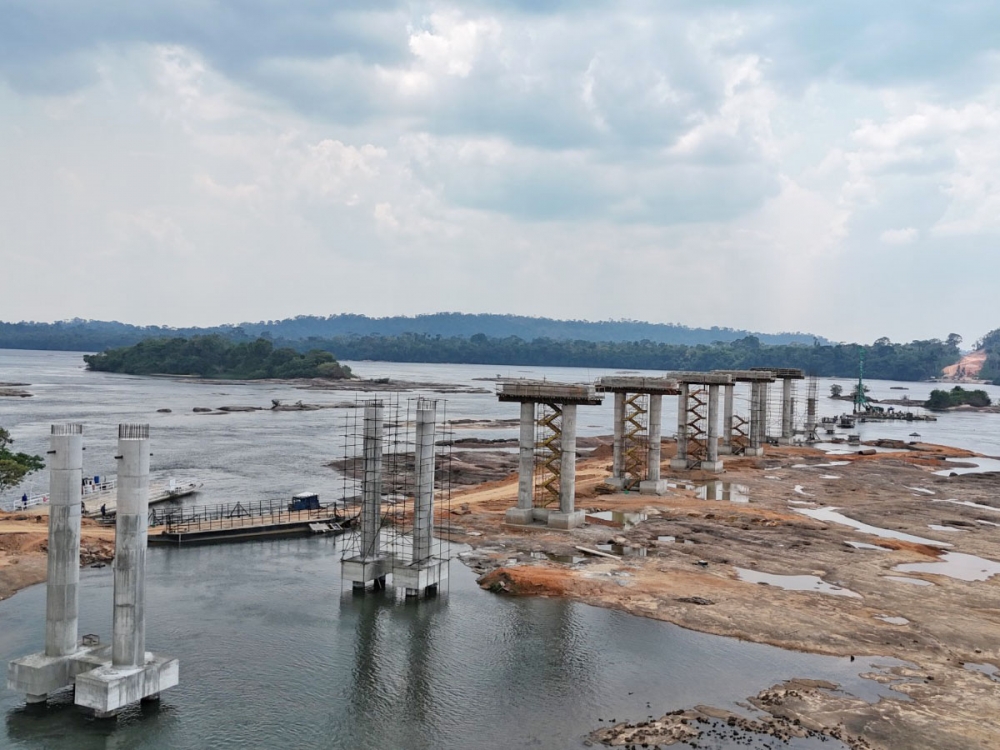 Obras da maior ponte de Mato Grosso, no Rio Juruena, chegam a 30% de execu��o.