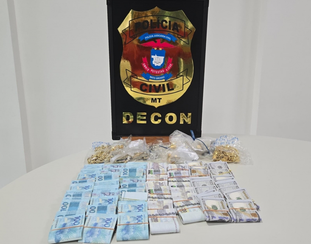  Pol�cia Civil apreende 128 mil reais e 31 mil d�lares em notas falsas com influenciadores