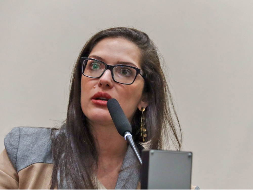 Parece que trabalhamos contra a arrecada��o do Estado, diz Janaina sobre apreens�o de maquin�rios em plena colheita