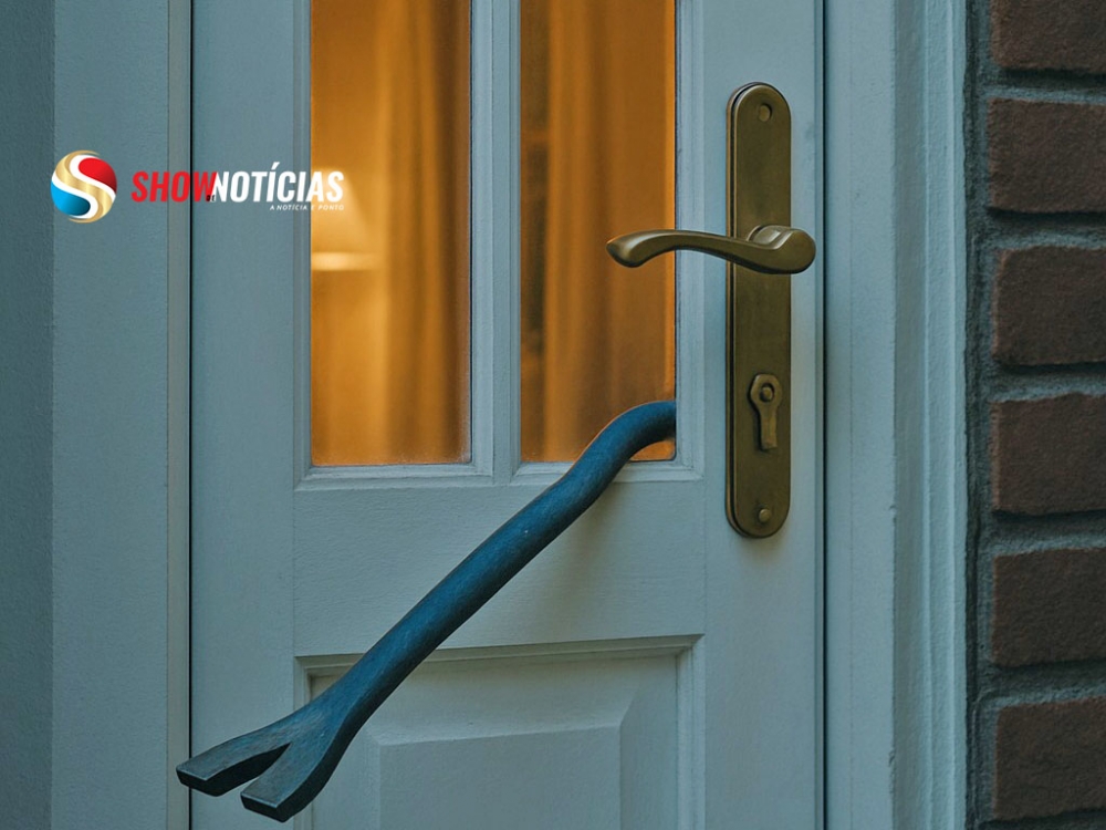 Profissional que trabalha no interior de Juara relata arrombamento em sua casa na cidade.