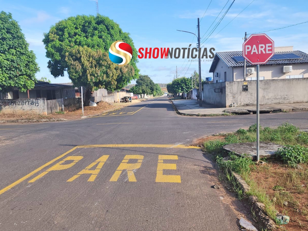 Cor de sinaliza��o causa pol�mica no bairro Jardim Santa Cruz, em Juara