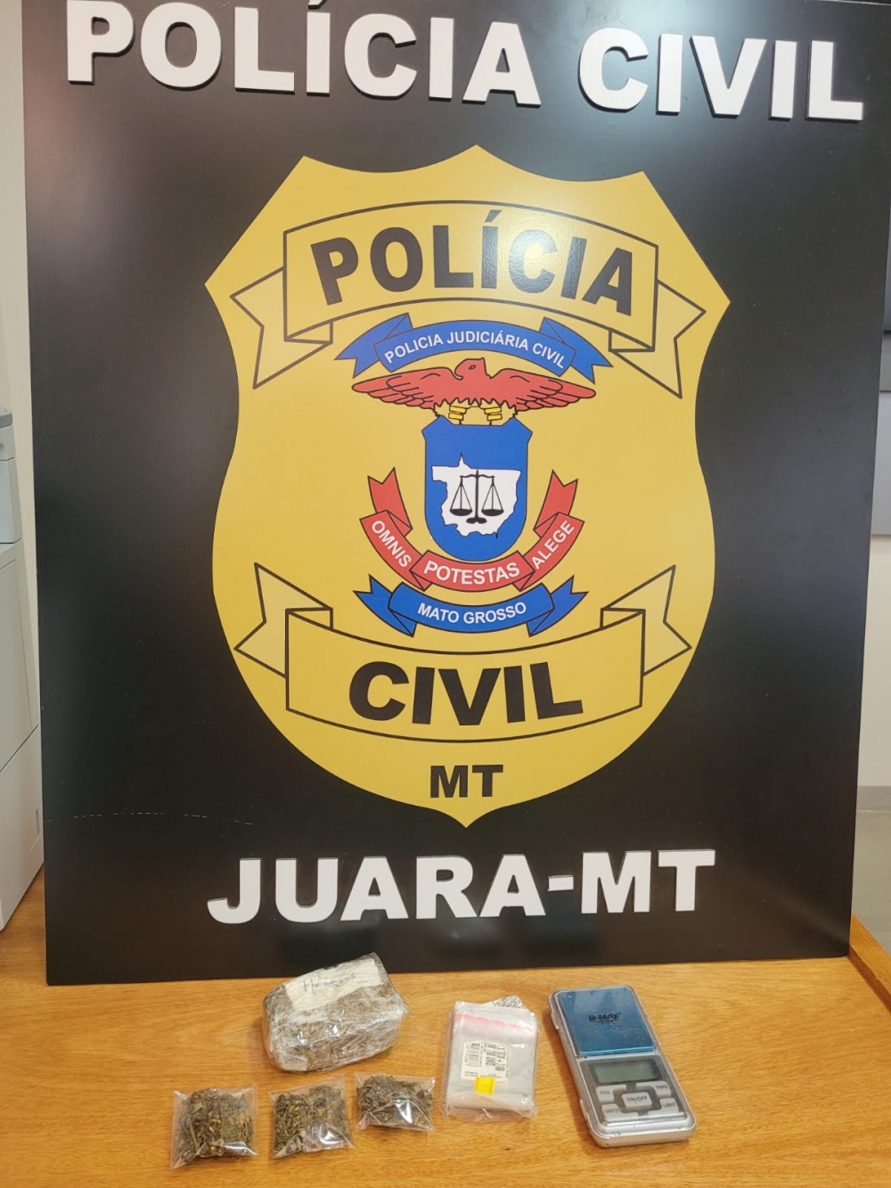 Pol�cia Judici�ria Civil de Juara prende investigado por roubo e tr�fico de drogas.