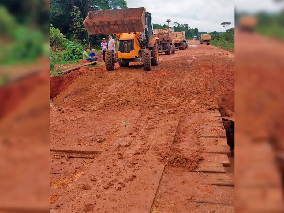 Prefeitura de Juara recupera ponte do C�rrego da Fazenda M5 e restabelece o tr�fego na MT-338 