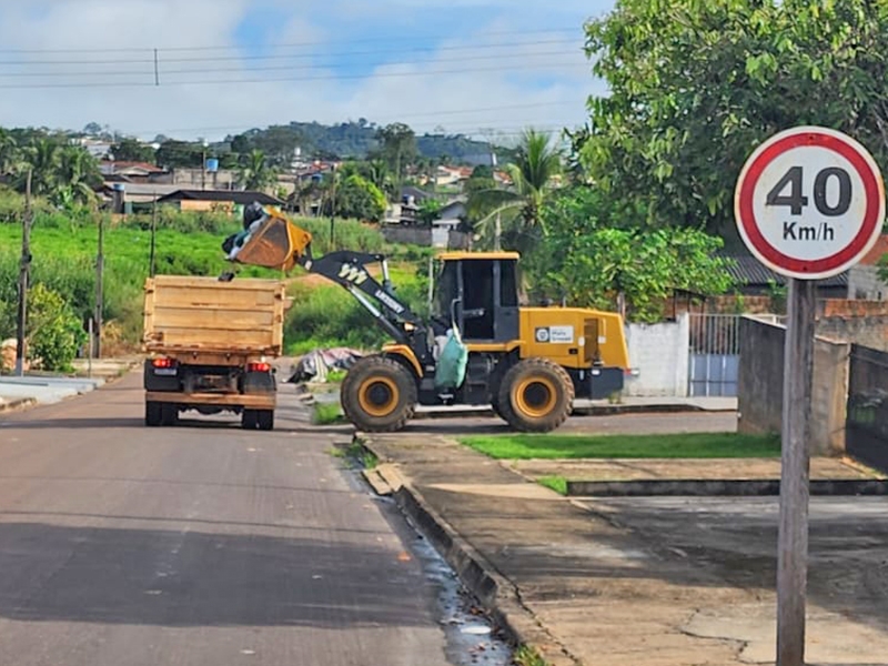 Prefeitura de Juara adota medidas emergenciais para manter coleta de lixo ap�s problemas com caminh�es