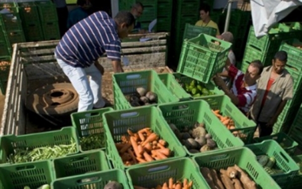 PAA atende 2 milh�es de pessoas em Goi�s