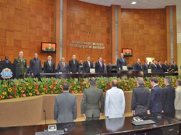 Assembleia Legislativa deve cumprir o seu papel mesmo em ano de Copa do Mundo e elei��es