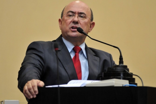 Projeto de Riva pro�be a cobran�a de ped�gio na MT-251