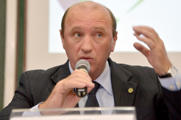 Dilma confirma pol�tico de MT no Minist�rio da Agricultura