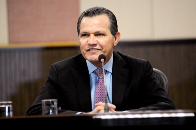 Governador Silval Barbosa cumpre o mandato at� o fim