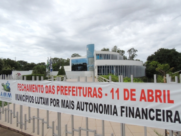 Prefeituras v�o fechar as portas nesta sexta-feira 