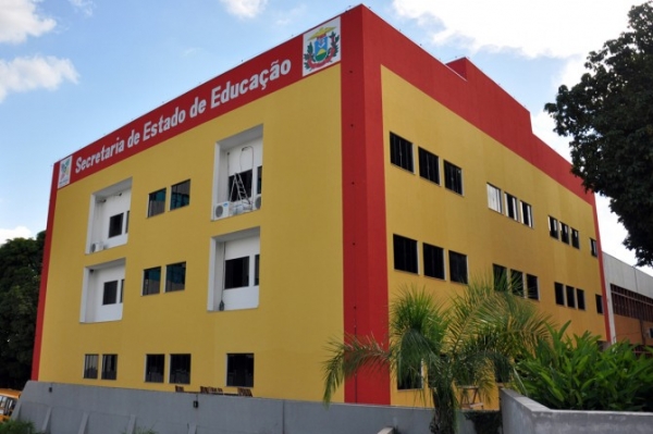 Professor � suspeito de divulgar material pornogr�fico infantil