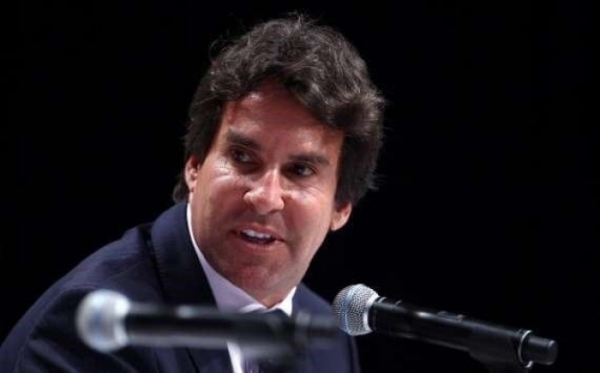 Fifa suspende assessor da CBF ap�s confus�o com chilenos
