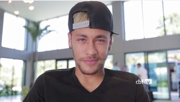 Neymar grava v�deo agradecendo p�blico e Dilma envia carta de apoio ao craque