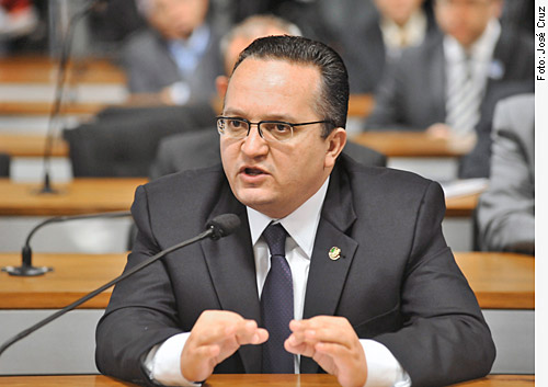 Pedro Taques volta � Juara nessa quarta-feira, 23 de julho, para reuni�o pol�tica