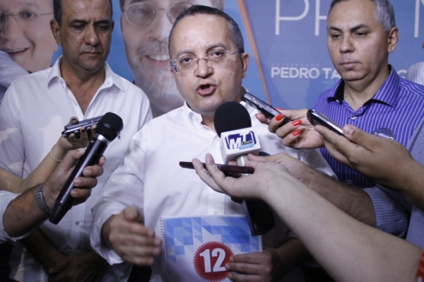 Taques sobre Riva: 
