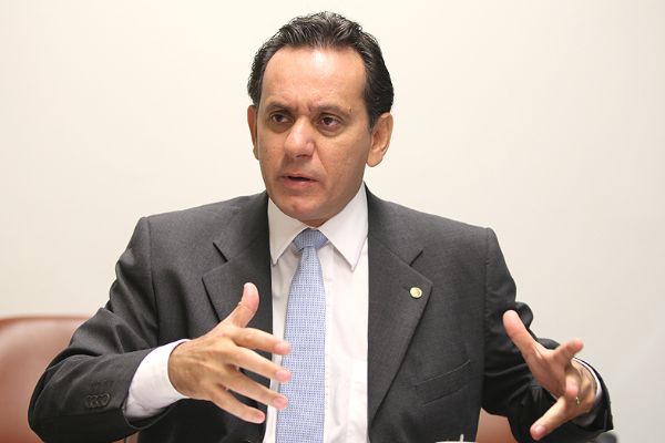 Nislon Leit�o � o mais votado para a C�mara Federal