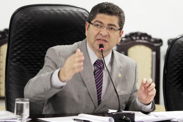 Com apoio de Taques, Maluf � cotado para disputar Mesa da AL
