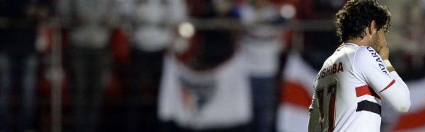 Sem voo para a Col�mbia, S�o Paulo detona CBF e teme W.O.