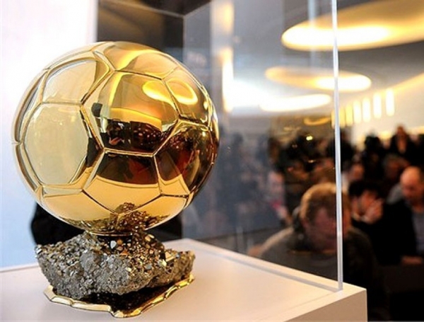 Sem Neymar, Fifa anuncia os tr�s candidatos � Bola de Ouro