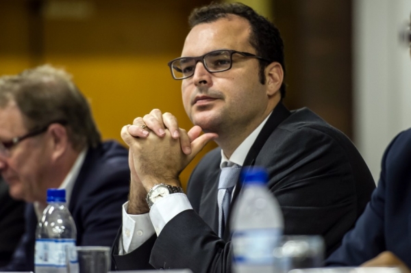 Demiss�o de servidores deve gerar economia de R$ 80 milh�es