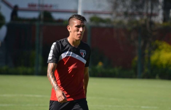 Gancho da Conmebol tira Centuri�n de 2 jogos na Libertadores