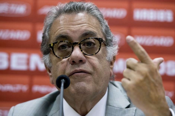 Aidar descarta demiss�o de Muricy: 
