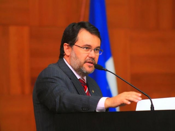 Projeto de Lei prop�e reuso da �gua de aparelhos de ar condicionado