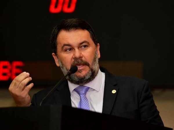 Projeto de Lei determina que Clubes de Futebol de Mato Grosso assegurem estudos dos jogadores menores de idade