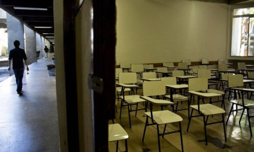 Brasil n�o atinge quatro de cinco metas pela educa��o 