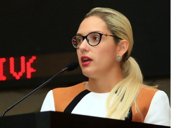 Lei de Janaina Riva regulamenta tempo de espera de pacientes por consultas m�dicas
