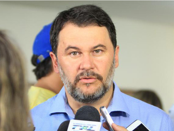 Deputado Oscar prop�e Lei que prev� aplica��o de multas contra o trabalho infantil