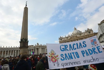 Vaticano registra d�ficit de 25,6 milh�es de euros em 2014