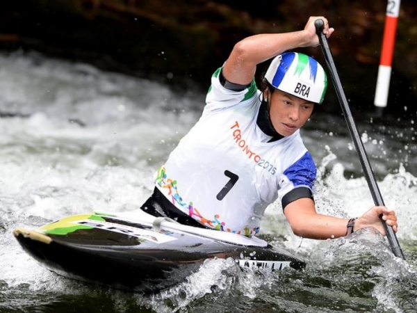Mato-grossense conquista primeiro ouro feminino do Brasil na hist�ria da canoagem no Pan 